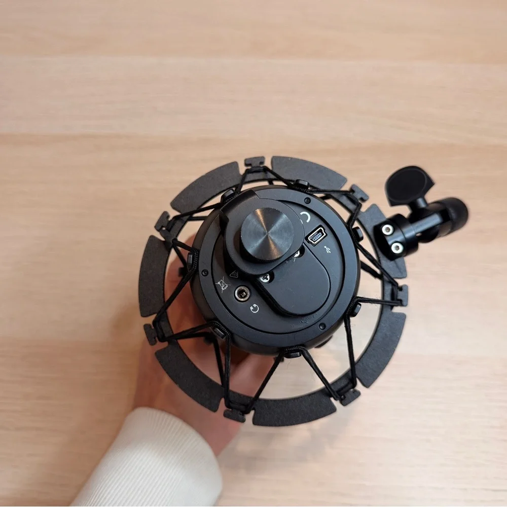USB Microphone with Shock Mount - Black